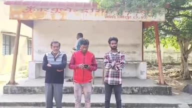 महोबा: कुलपहाड़ कस्बे के पास बाइक सवार ने व्यक्ति को मारी टक्कर, रिफर के दौरान हुई मौत, पुलिस ने कराया पोस्टमार्टम