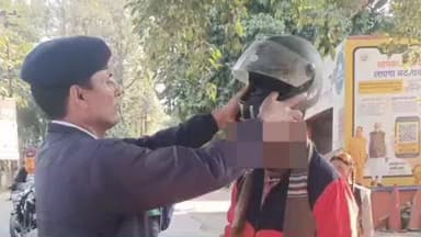 पीलीभीत: यातायात माह के तहत जिले भर में पुलिस ने चलाया जागरूकता अभियान, 105 वाहनों पर नियम उल्लंघन के मामले में की कार्रवाई