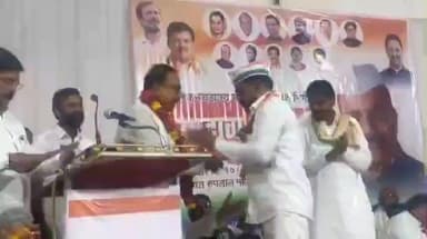 जळगाव जामोद: निवडणुकीच्या पार्श्वभूमीवर काँग्रेस प्रदेशाध्यक्षांनी घेतला, जळगाव जामोद काँग्रेसमध्ये नवचैतन्य