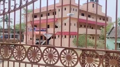 ଗୁଣୁପୁର: ଡୁମ୍ୱୁଲାପଦର ଛକ ନିକଟ ରୁ ୨୧କେଜି ଗଞ୍ଜେଇ ଜବତ,ଜଣେ ଗିରଫ, ସୂଚନା ଦେଲେ ପଦ୍ମପୁର ଥାନା ଅଧିକାରୀ