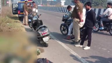 कैराना: कांधला में नानूपुरी के निकट हाईवे किनारे मिला व्यक्ति का शव, मौके पर पहुंची पुलिस और फोरेंसिक टीम