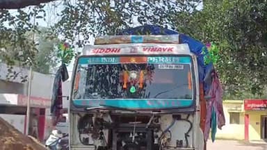 पत्थलगांव: पालीडीह में उड़नदस्ता टीम ने 200 क्विंटल अवैध धान किया ज़ब्त