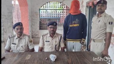खगड़िया: धर्मचक्र गांव से लोडेड पिस्तौल के साथ एक बदमाश गिरफ्तार, न्यायिक हिरासत में भेजा गया