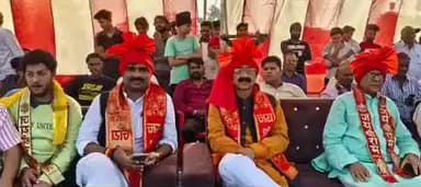 पीलीभीत: मझोला महोत्सव का शुभारंभ MLC महाराज सिंह ने किया, जिला अध्यक्ष भी रहे मौजूद
