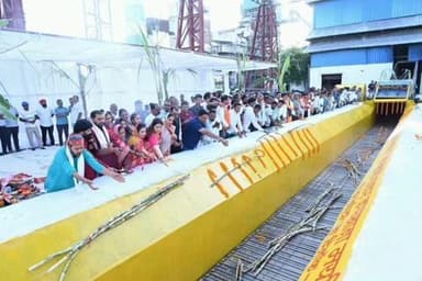 पंडरिया: पंडरिया विधायक भावना बोहरा ने पंडरिया शक्कर कारखाना में गन्ना खरीदी और पेराई सत्र का पूजा-अर्चना कर किया शुभारंभ