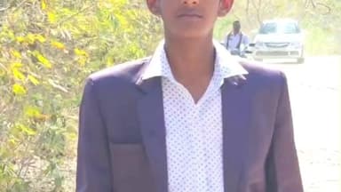 रुदौली: राम नगर कालोनी में युवक का शव संदिग्ध परिस्थितियों में घर के अंदर लोहे की राड से गमछे के सहारे लटका मिला