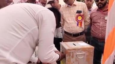 ડભોઇ: ડભોઇ APMCના ખેડૂત વિભાગમાં આજે મતદાન પ્રક્રિયા સફળતાપૂર્વક પૂર્ણ