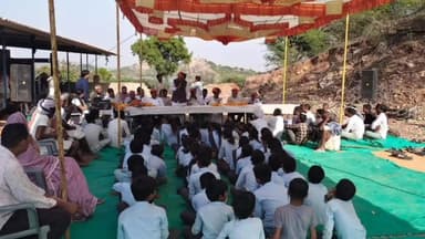 जहाज़पुर: जहाजपुर विधायक गोपीचंद मीणा ने काबरी विद्यालय में निर्माण कार्य का शिलान्यास किया