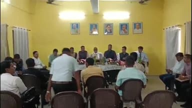 कोरांव: 6 आई ए एस अधिकारियों ने खीरी ग्राम पंचायत का लिया जायजा