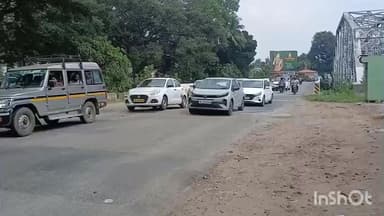 மேட்டுப்பாளையம்: மேட்டுப்பாளையம் கல்லார் இ பாஸ் சோதனை சாவடி வழியாக 50,000 வாகனங்கள் சென்றுள்ளதாக அதிகாரிகள் தகவல்