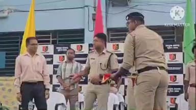 বিষ্ণুপুর ১: ডায়মন্ড হারবার পুলিশ জেলার পক্ষ থেকে ৪৩০টি মোবাইল ফোন পুনরুদ্ধার করে প্রাপকদের হাতে তুলে দিলেন পুলিশ সুপার বিশপ সরকার