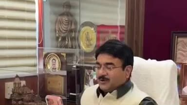 बरेली: ग्राम गूगलवाड़ा के भुवनेश चौहान बने डिप्टी कलेक्टर, MPPSC में दूसरी रैंक हासिल की, स्वास्थ्य राज्य मंत्री ने दी बधाई