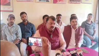 बेरमो: धनबाद सांसद ढुल्लू महतो पर बेरमो में अशांति फैलाने का आरोप, कांग्रेस नेता प्रमोद सिंह ने बोला हमला