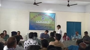 ଓରିଏଣ୍ଟ: ଲଖନପୁର ବ୍ଲକ ଅନ୍ତର୍ଗତ ବନ୍ଧବାହାଲ ଗ୍ରାମ ପଞ୍ଚାୟତ କାର୍ଯ୍ୟାଳୟରେ ଯୁଗ୍ମ ଜନ ଅଭିଯୋଗ ଶୁଣାଣି ଶିବିର ଅନୁଷ୍ଠିତ, ୪୦ଗୋଟି ଅଭିଯୋଗ ଆଗତ