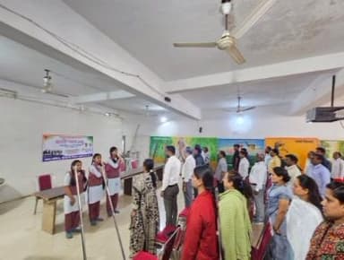 टिमरनी: राष्ट्रीय गीत वंदे मातरम के 150 वर्ष पूरे होने पर गायन किया गया