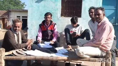 बैराड़: बैराड़ तहसील क्षेत्र में बीएलओ के साथ भाजपा बीएलए 2 ने घर-घर जाकर गणना फॉर्म भरवाए, मैपिंग कार्य जारी