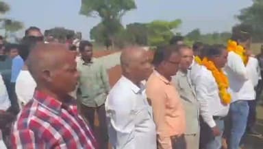 नोआमुंडी: जगन्नाथपुर में विकास की नई राह: विधायक सोनाराम सिंकू ने दो बड़ी योजनाओं का किया शिलान्यास