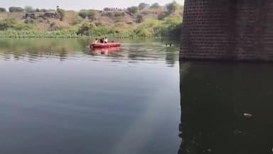 बार्शीटाकळी: भिकुंड नदीत सापडला मृतदेह, पिंजरच्या संत गाडगे महाराज आपत्कालीन शोध बचाव पथकाचे सर्च ऑपरेशन यशस्वी