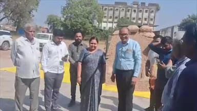 પ્રાંતિજ: પ્રાંતિજ ના સલાલ મીલ ખાતે મગફળી ખરીદી શરૂ થતા ખેડૂતોમા ખુશી