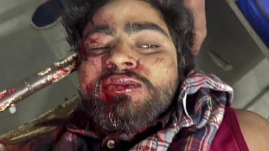 सारंगपुर: कार्तिक मेले से लौट रहीं थाना प्रभारी आकांक्षा हाडा ने घायल बाइक सवार को अस्पताल पहुंचाया, शाजापुर रेफर