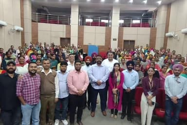 ਲੁਧਿਆਣਾ ਪੂਰਬੀ: ਪੰਜਾਬੀ ਭਵਨ ਲੁਧਿਆਣਾ ਵਿੱਚ ਵੀਐਸਐਸ ਐਲ ਮੇਰਾ ਬਿੱਲ ਐਪ ਪ੍ਰੋਜੈਕਟ ਲਾਂਚ,ਮਹਿਲਾ ਉਦਮੀਆਂ ਨੂੰ ਮਿਲੇਗੀ ਡਿਜੀਟਲ ਸਿੱਖਿਆ