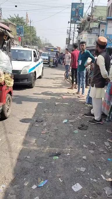 রানিহাটি-আমতা রোডে সপ্তাহের প্রথম দিন লম্বা যানজট