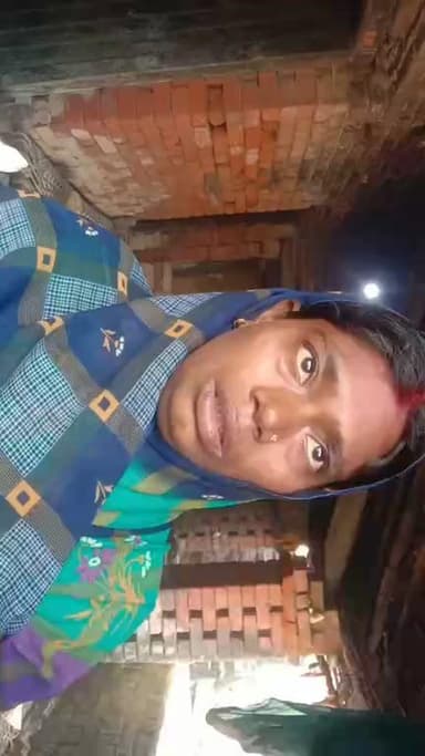 लाखों चक्की टोला से एक दिहाड़ी मजदूर ग़ायब, संदेहास्पद स्थिति में परिजनों का रो-रोकर बुरा हाल, ठेकेदार चन्दन कुमार पर लग...