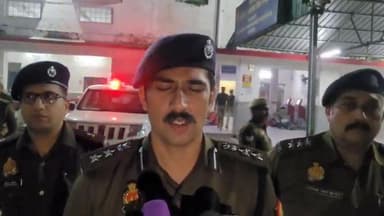 #पीलीभीत में हाई-अलर्ट के दृष्टिगत सुरक्षा व्यवस्था सुदृढ़ किए जाने हेतु रेलवे स्टेशन, बस स्टैण्ड एवं अन्य भीड़-भाड़ वाल...