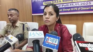 सासाराम: रोहतास जिला पदाधिकारी उदिता सिंह ने द्वितीय चरण के मतदान पर अपनी प्रतिक्रिया दी