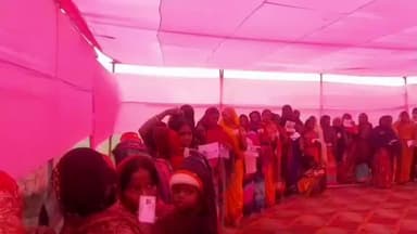 मझौलिया: मझौलिया में शांतिपूर्वक मतदान शुरू, महिलाओं में दिखा उत्साह, प्रशासन मुस्तैद