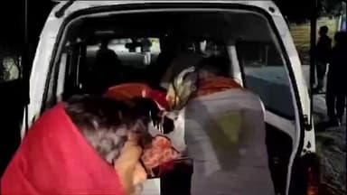 इटावा: बढ़पुरा इलाके में बाइक सवार की सड़क दुर्घटना में हुई दर्दनाक मौत, पुलिस ने शव कब्जे में लेकर शुरू की जांच