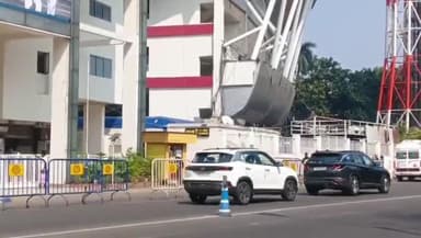 কলকাতা: দিল্লির বিস্ফোরণের পর ইডেনে কড়া নিরাপত্তা: ভারত-দক্ষিণ আফ্রিকা ম্যাচে নজিরবিহীন ব্যবস্থা