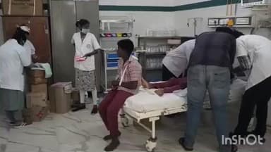 పెద్దకొత్తపల్లి: సాతాపూర్ సమీపంలో ఆటో బోల్తా విద్యార్థులకు గాయాలు