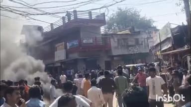 कटनी नगर: रेलवे प्रशासन द्वारा हनुमान मूर्ति हटाने पर बजरंग दल और विश्व हिंदू परिषद का प्रदर्शन