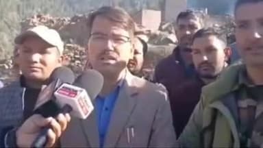 भुंतर: कुल्लू की तीर्थन घाटी के झनीयार गांव में धू धू कर जले 16 मकान और चार गौ शालाएं, सुरेंद्र शौरी ने जताया दुःख