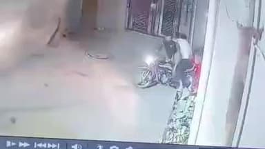 रोहतक: रोहतक-भिवानी में युवक पर लाठी-डंडों से हमला, तीन गिरफ्तार, पीजीआई में हालत गंभीर