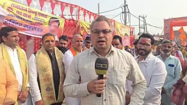पलवल: गाँव बामणी खेड़ा में बाबा धीरेन्द्र शास्त्री के स्वागत में होडल MLA हरेंद्र सिंह व BJP नेता रविंद्र सेहरावत पहुँचे