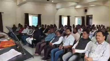 गढ़वा: गढ़वा में भाजपा का भव्य सम्मेलन, स्वदेशी अभियान और आत्मनिर्भर भारत पर ज़ोर, विधायक सत्येन्द्र नाथ तिवारी ने कहा