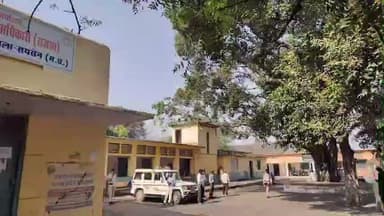 उदयपुरा: उदयपुरा में रायसेन कलेक्टर अरुण विश्वकर्मा ने जनसुनवाई शिविर में लोगों की समस्याएं सुनीं