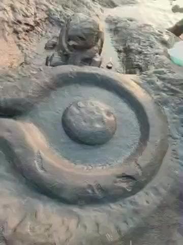 దర్శి: ముష్టి గంగవరం గ్రామ సమీపంలోని గుండ్లకమ్మ నదిలో బయటపడ్డ ప్రాచీన శివలింగం నంది విగ్రహాలు