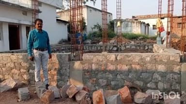 దోమ: దోమ మండల కేంద్రంలో నిర్మాణంలో ఉన్న ఇందిరమ్మ ఇండ్లను పరిశీలించిన ఎంపీడీవో గ్యామా