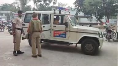 बिहार: सारे थानां की पुलिस ने मारपीट के मामले में पिपरापुर गांव से एक व्यक्ति को गिरफ्तार किया