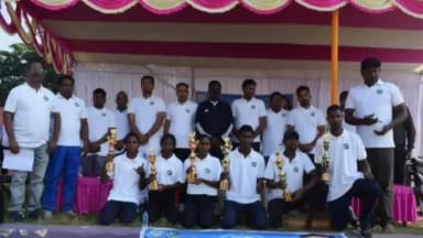 सरायकेला: राज्य स्थापना दिवस की 25वीं वर्षगांठ पर इंडोर स्टेडियम, सरायकेला से बिरसा मुंडा स्टेडियम तक 'रन फॉर झारखंड' कार्यक्रम