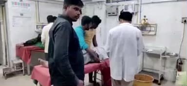 केराकत: केराकत में मोटरसाइकिल और पिकअप की भिड़ंत में एक व्यक्ति गंभीर रूप से घायल, उपचार के लिए जिला अस्पताल भेजा गया