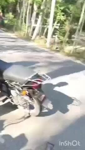 बेहट: जसमौर सोसायटी के पास पुलिस जीप की टक्कर से बाइक सवार युवक गंभीर रूप से घायल