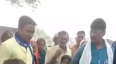 चकिया: मुसाखाड़ में अम्बेडकर पार्क में आतिक्रमण को लेकर धरने पर बैठे ग्रामीण, पुलिस ने कराया मामले का निस्तारण