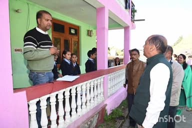 चच्योट: पूर्व मुख्यमंत्री जयराम ठाकुर ने सुराह गांव का दौरा किया, आपदा प्रभावितों को सहायता का आश्वासन दिया