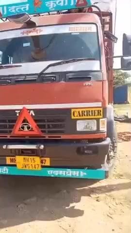 କୋରାପୁଟ ସହର: କୋରାପୁଟ ସହର... ସୁନାବେଡ଼ା ମିଗ୍ ଇଞ୍ଜିନ ଗାଡ଼ିରେ ଘରୋଇ ମାଲ ପରିବହନ ଅଭିଯୋଗ।