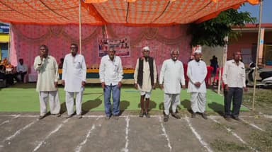 सीहोर: महुआ खेड़ा तकीपुर में सांसद खेल महोत्सव के तहत प्रतियोगिताएं आयोजित, पुरस्कार वितरित