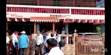 दापोली: ठाकरे गटाचे नेते भास्कर शेठ जाधव यांनी घेतली माजी आमदार सूर्यकांत दळवी यांची सदिच्छा भेट